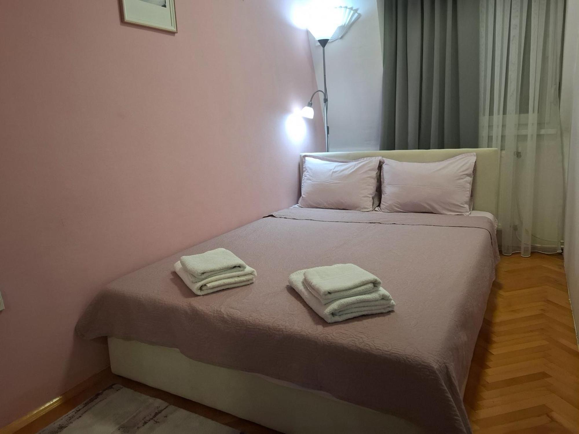88, Self Check-in, Free Parking Apartament